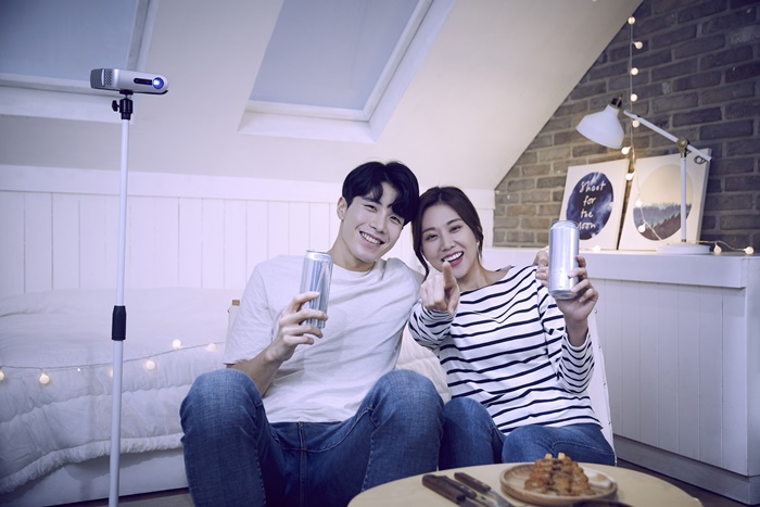 ��ȭ�ɸ����� ���ο� ����