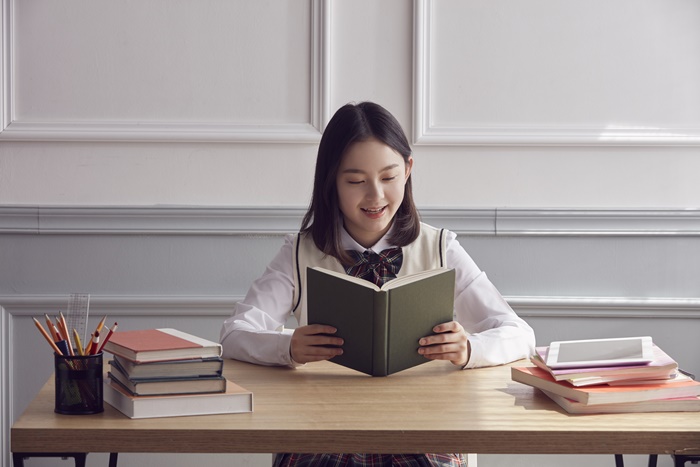 �ڱ��ֵ��н���Ī����2�� ���ο� ����